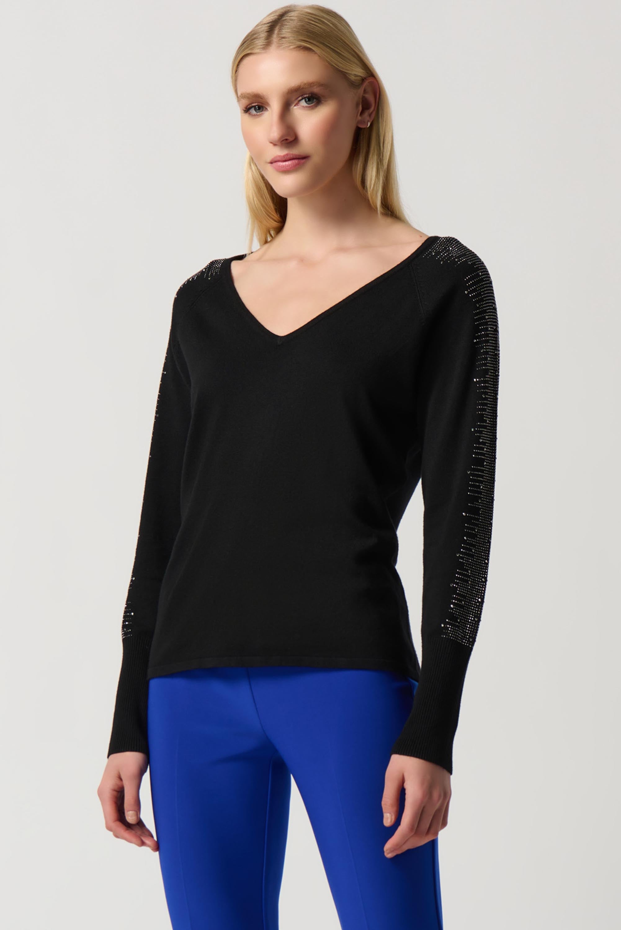 Black long sleeve v neck sweater hotsell